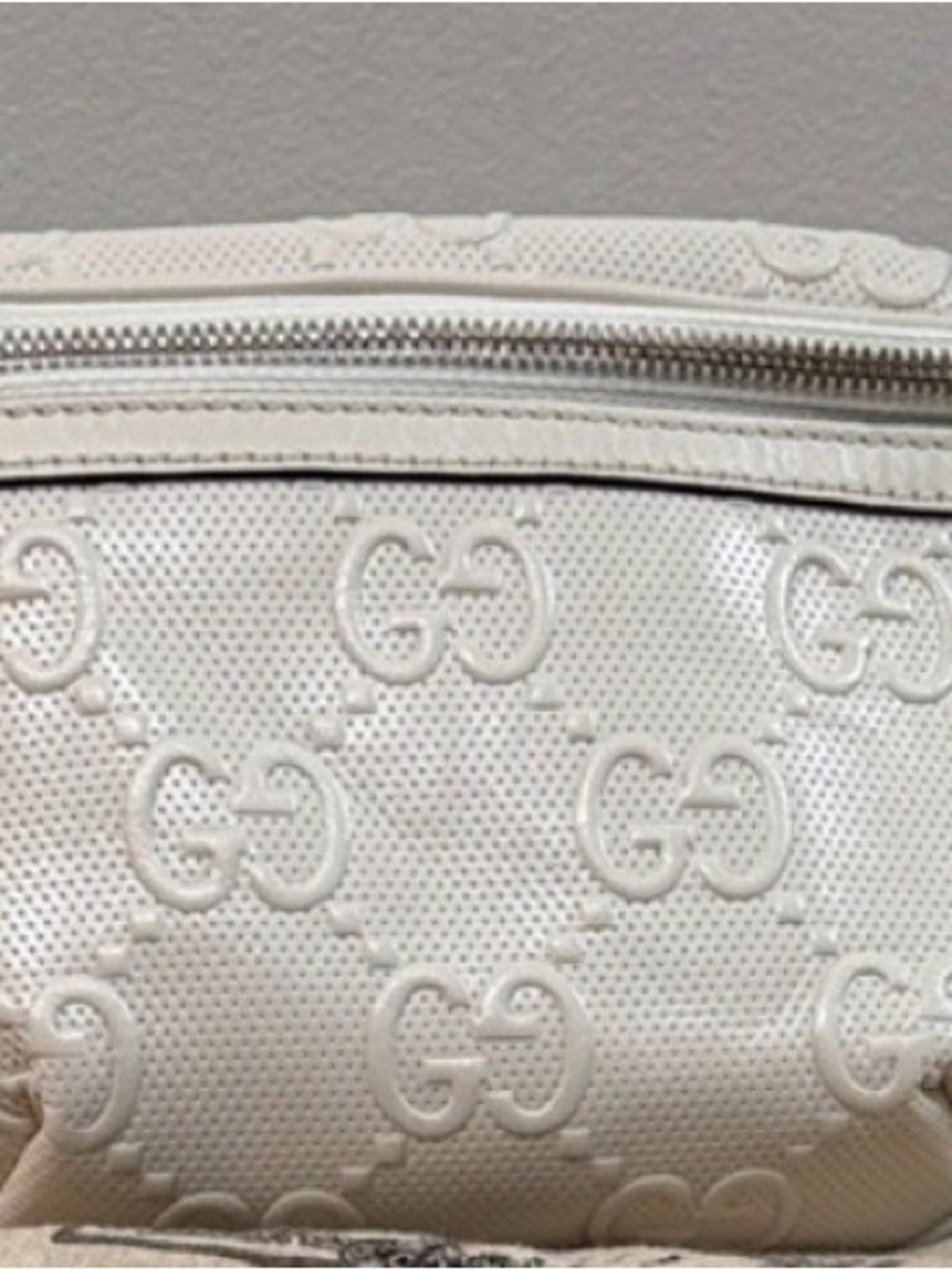 Gucci White Embossed Interlocking GG Leather Crossbody